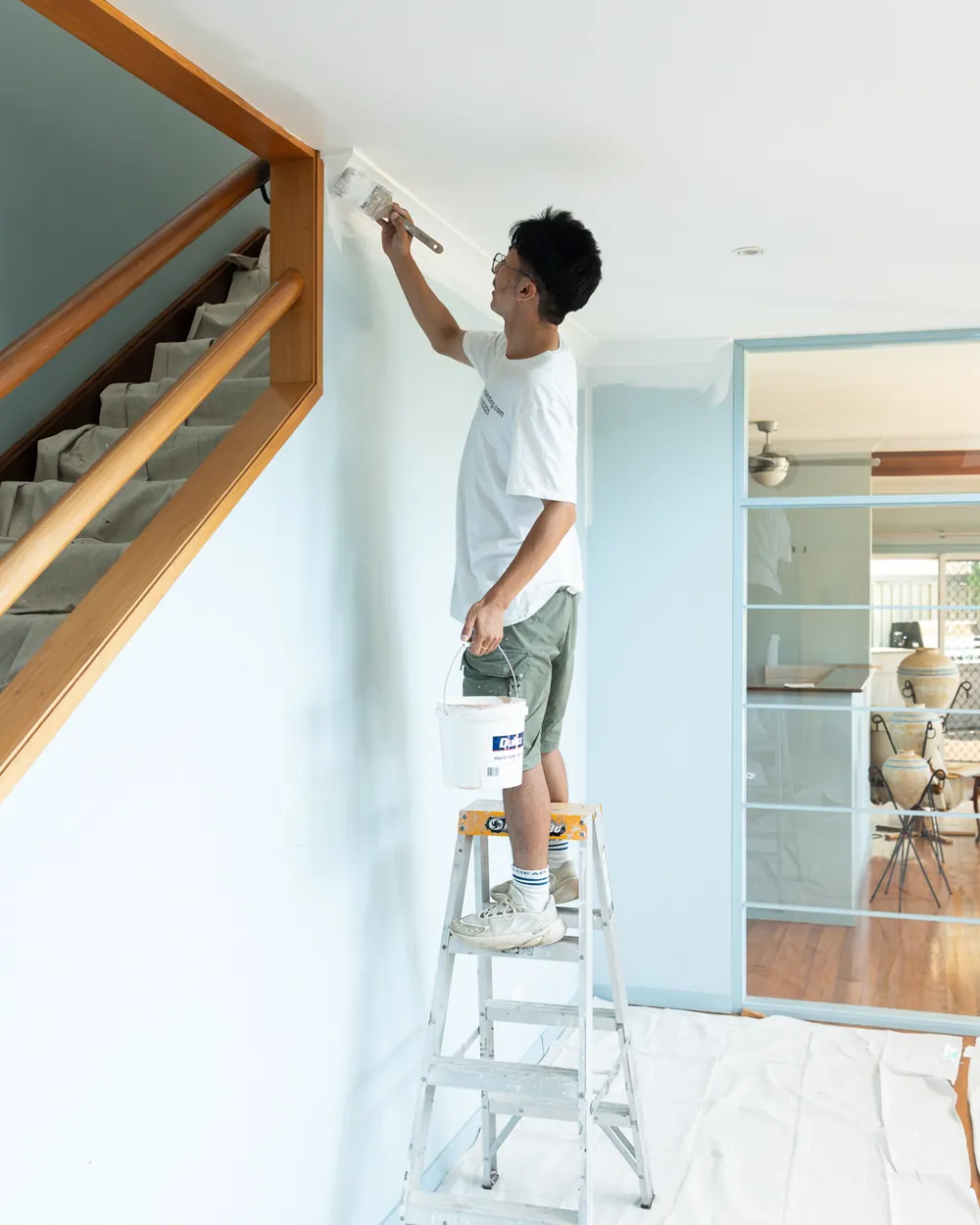 Cutting in a crisp ceiling line